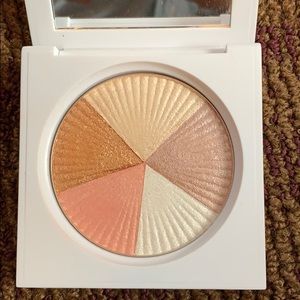 Ofra Highlighter Beverly Hills